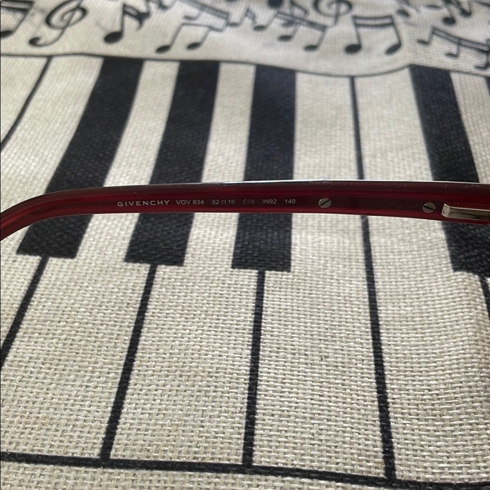 Givenchy Red Ombre Peach Prescription Italian Well Made Sunglasses - Picture 4 of 10